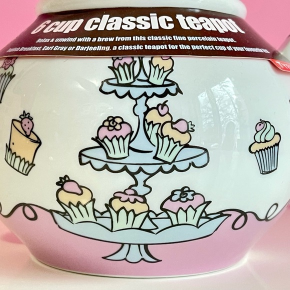 Typhoon Whimsical Dessert 6-Cup High Tea Porcelain Teapot ~ NEW - Picture 3 of 10